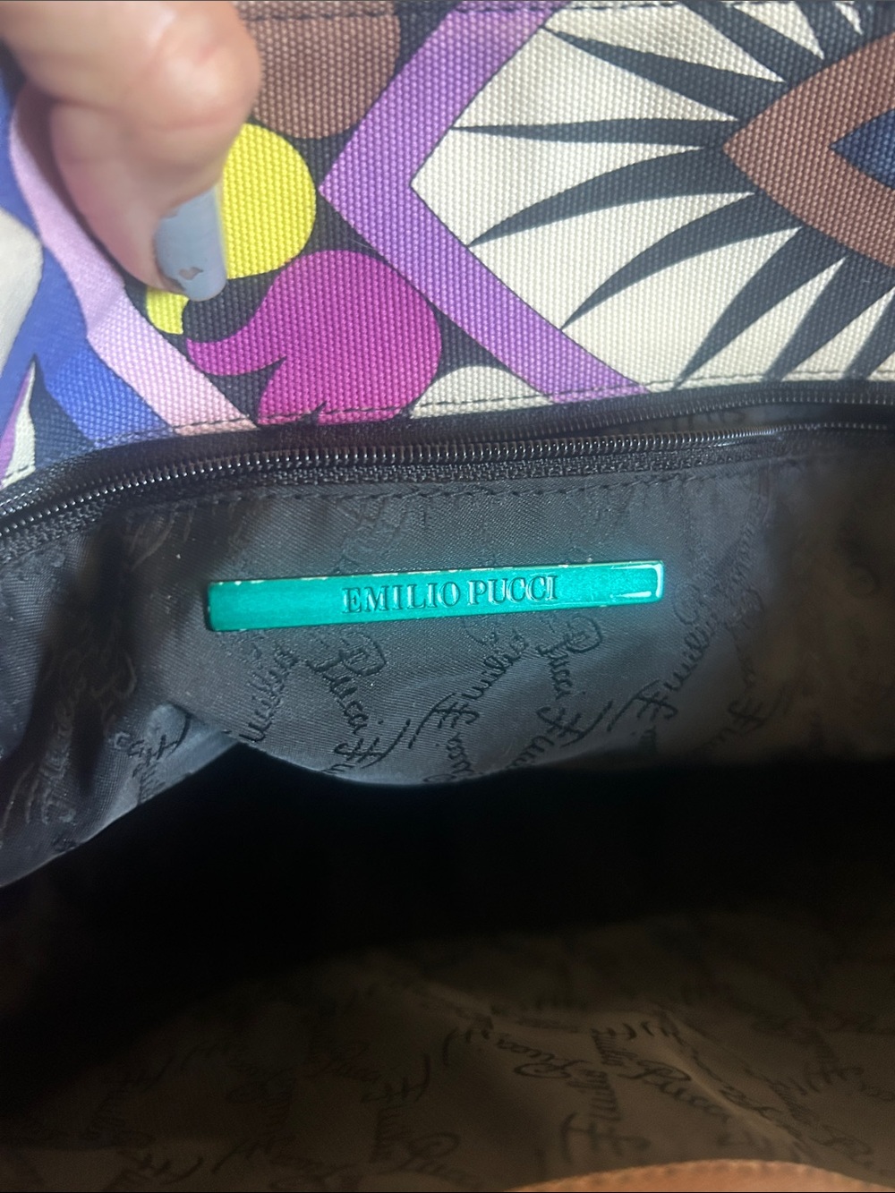 Emilio Pucci Geometric Tote in Purple & White Medium - Picture 14 of 16